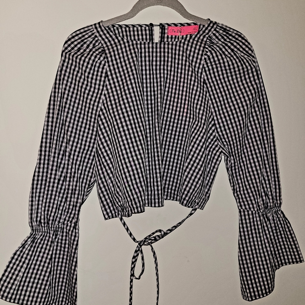 NWT SMALL TE DA" COTTON CROPPED TOP BOHIEMAN GINGHAM CHECKED BELL SLEAVES B/W - Picture 2 of 8